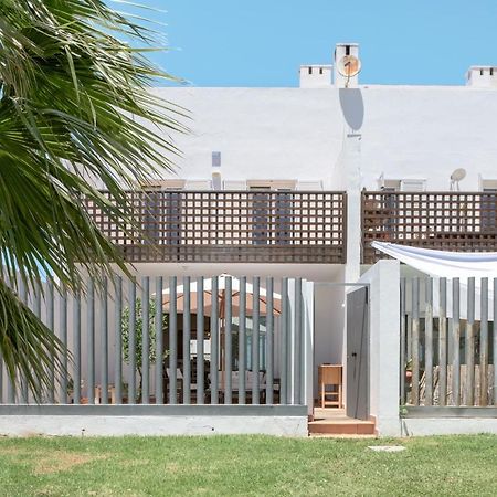 Michalete Fernando - Solo Familias Conil De La Frontera Exterior foto